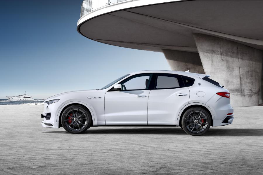  Maserati Levante by Startech 2017 года  (фото 5 из 12)